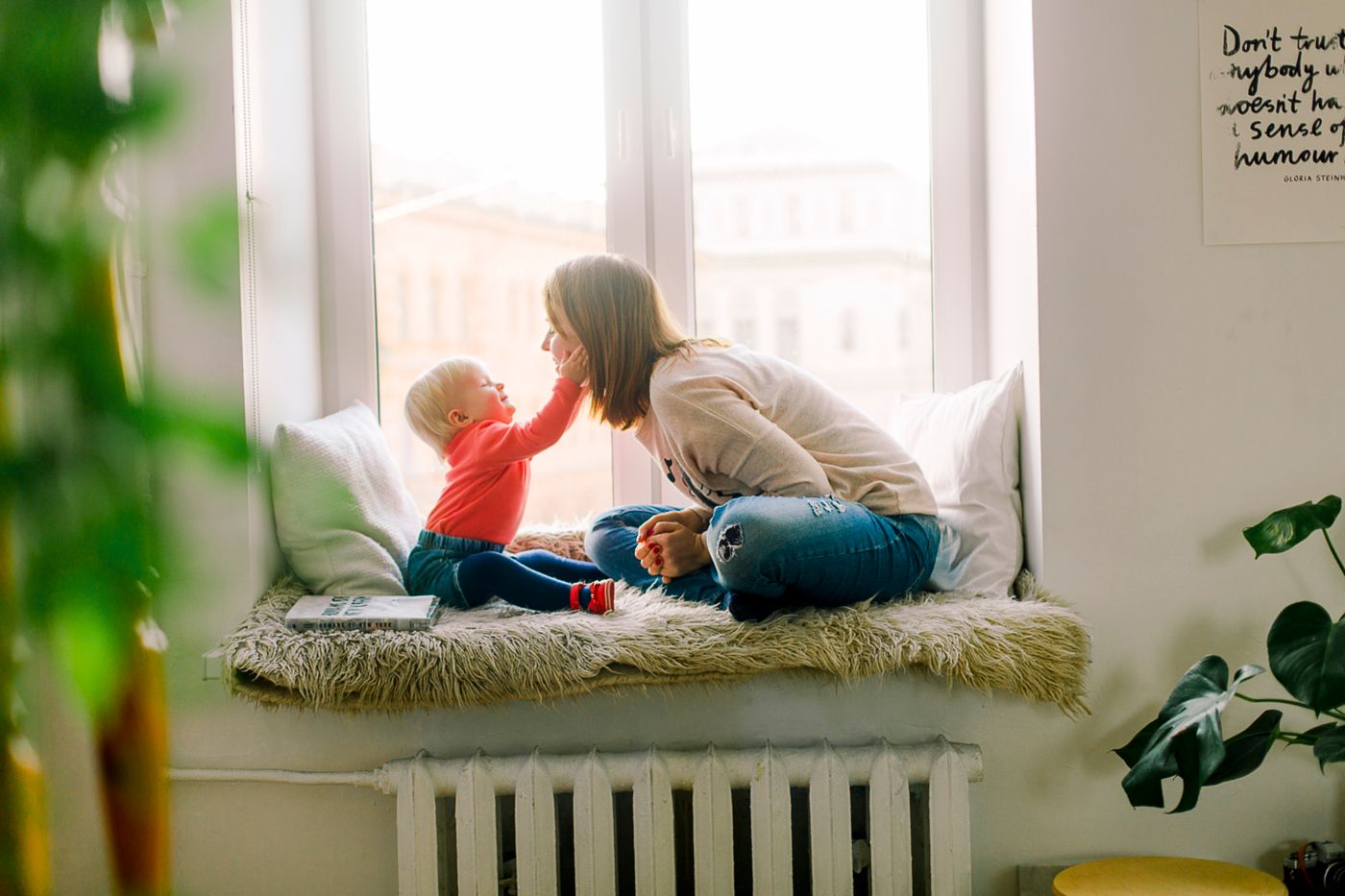 Cena vista pelos olhos de um bebê na idade escolhida